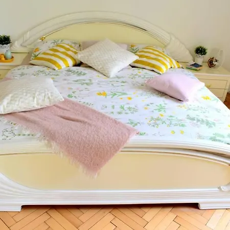 Bedroom With Sauna Apartamento Praga