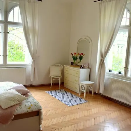 Elegant 3br With Sauna In Centre 아파트 *