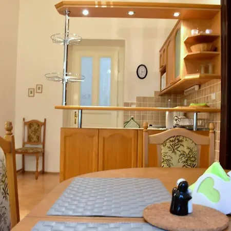 Elegant 3br With Sauna In Centre Lägenhet