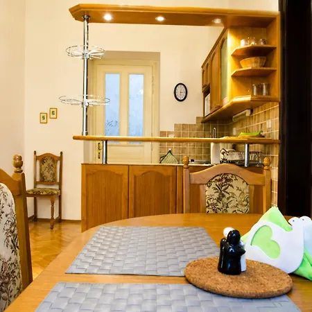 아파트 Elegant 3br With Sauna In Centre 프라하